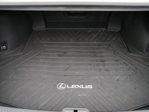 Certified 2025 Lexus ES 300h Ultra Luxury w/ Accessory Package (Z2) image 12