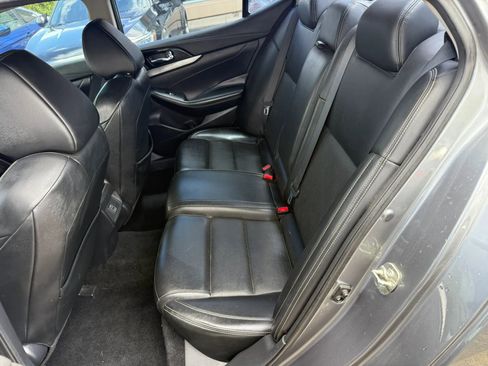 Used 2018 Nissan Maxima FWD image 17