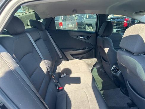 Used 2021 Chevrolet Malibu LT FWD image 25