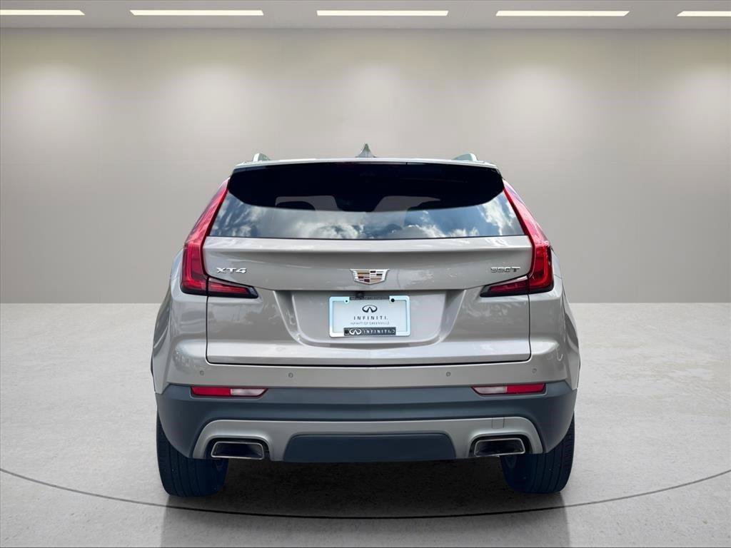 Used 2023 Cadillac XT4 Premium Luxury w/ Technology Package FWD image 4
