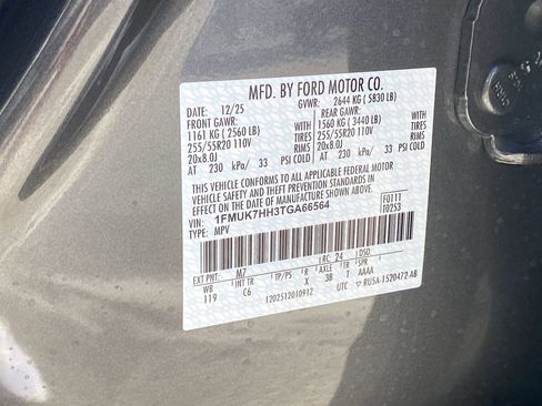 New 2026 Ford Explorer Platinum image 37