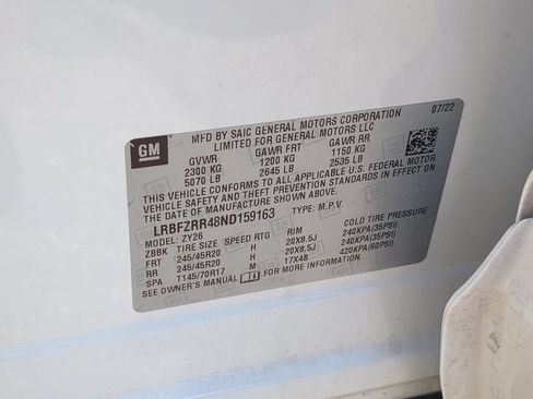 Used 2022 Buick Envision Avenir w/ Technology Package II FWD image 39