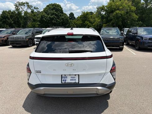 New 2026 Hyundai Kona SEL Premium FWD image 4
