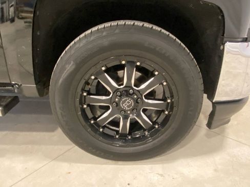 Used 2016 Chevrolet Silverado 1500 LT w/ All Star Edition image 24