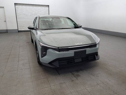 Used 2025 Kia K4 FWD image 14
