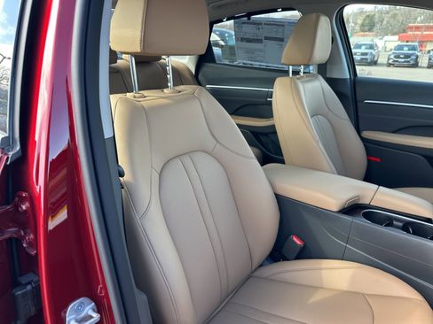 New 2026 Hyundai Sonata Limited image 32