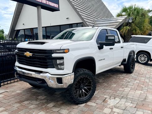 Used 2024 Chevrolet Silverado 2500 W/T w/ WT Convenience Package RWD image 1