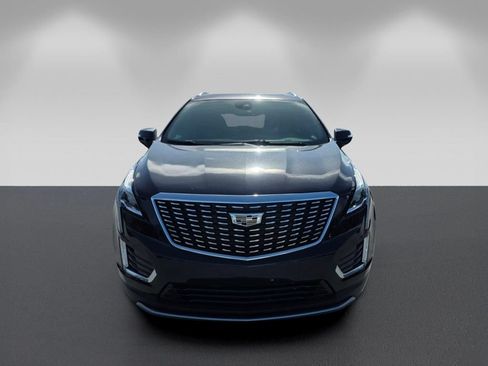 Used 2024 Cadillac XT5 Premium Luxury FWD image 2