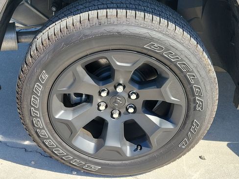 Used 2026 RAM 1500 Big Horn AWD/4WD image 10