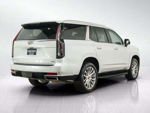 Used 2021 Cadillac Escalade Premium Luxury w/ LPO, Illumination Package AWD/4WD image 6