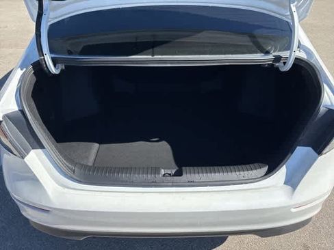 Certified 2025 Honda Accord LX image 23