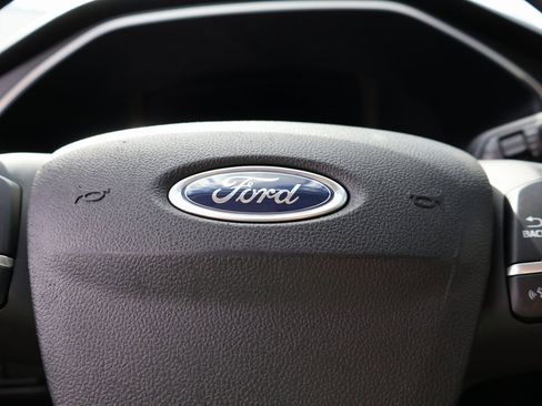 Used 2022 Ford Escape SE image 26