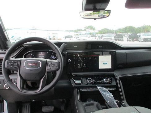 New 2026 GMC Sierra 2500 AT4X AWD/4WD image 18