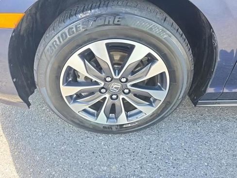 Used 2024 Honda Odyssey EX-L image 5