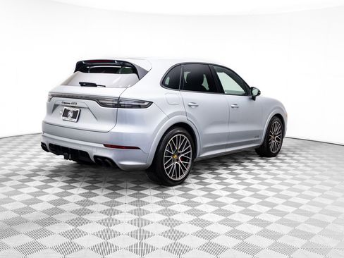 Used 2021 Porsche Cayenne GTS image 7