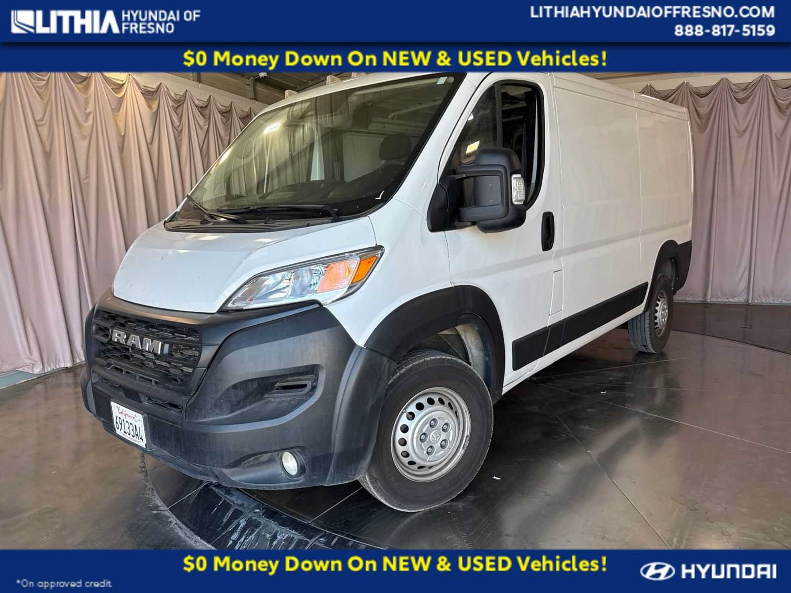 Used 2025 RAM ProMaster 2500 w/ Convenience Group FWD image 1