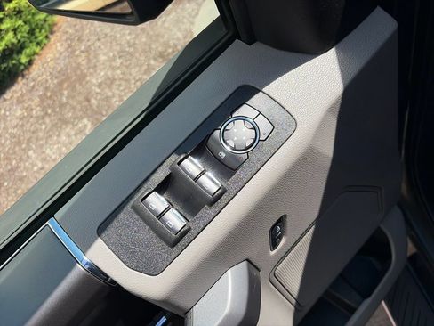 Used 2019 Ford F150 XLT w/ Equipment Group 301A Mid AWD/4WD image 24