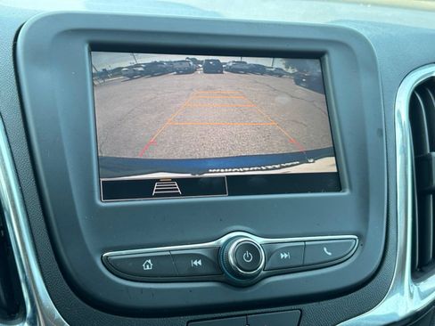 Used 2022 Chevrolet Equinox LT AWD/4WD image 21