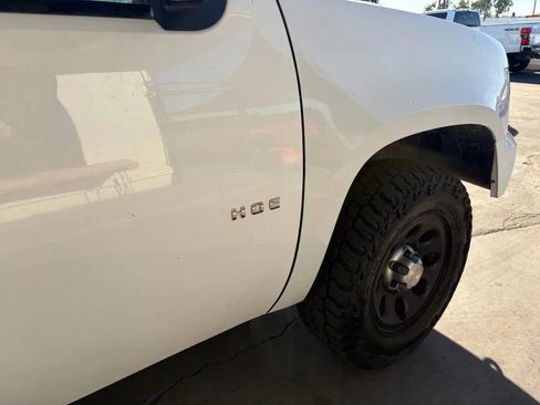 Used 2014 Chevrolet Tahoe 4WD image 5