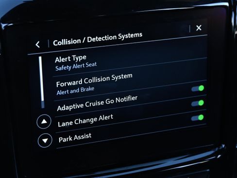 Used 2023 Chevrolet Traverse High Country w/ LPO, Floor Liner Package image 32