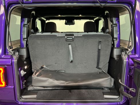 Certified 2026 Jeep Wrangler Rubicon AWD/4WD image 18