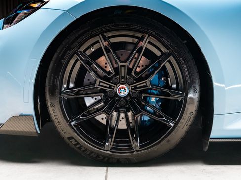 Used 2023 BMW M2 w/ Lighting Package RWD image 26