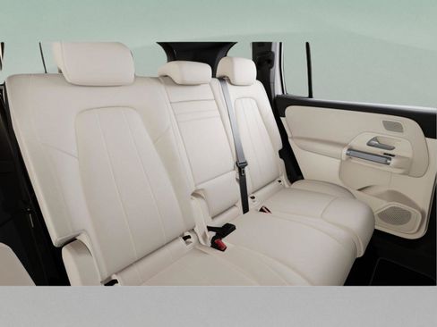 Certified 2026 Mercedes-Benz GLB 250 image 43