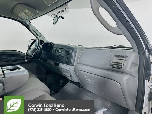 Used 2005 Ford F250 Lariat image 25