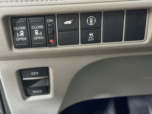 Used 2021 Honda Odyssey EX-L image 25