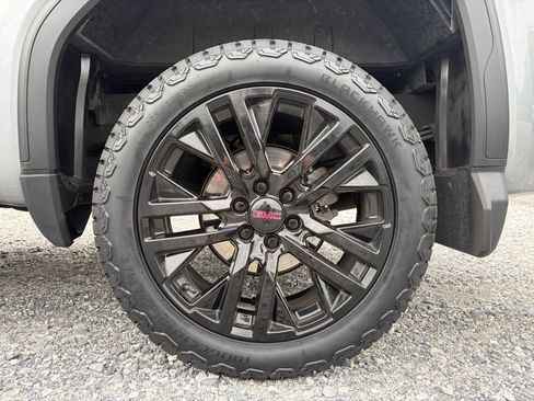 Used 2021 GMC Sierra 1500 Denali w/ Denali Carbonpro Edition AWD/4WD image 7