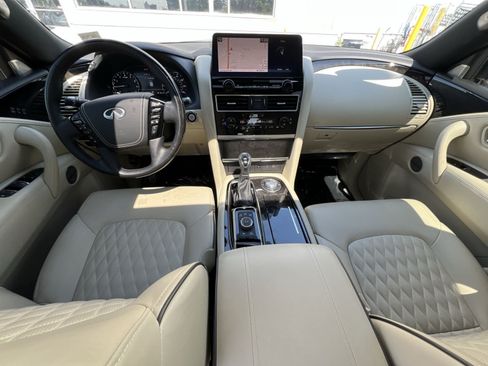 Used 2023 INFINITI QX80 Sensory w/ Cargo Package AWD/4WD image 2