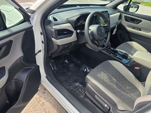 Used 2026 Subaru Forester AWD/4WD image 15