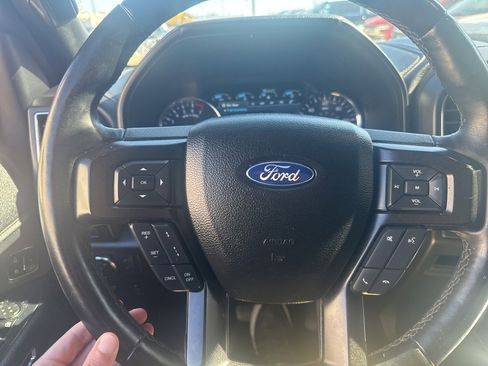 Used 2018 Ford Expedition Limited w/ Equipment Group 301A image 10