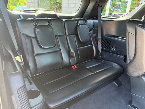 Used 2022 Ford Explorer ST-Line AWD/4WD image 14