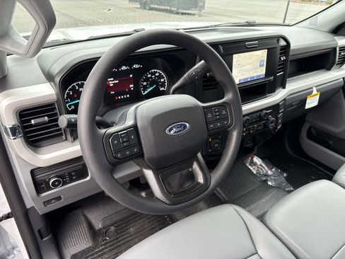New 2026 Ford F250 XL w/ XL Off-Road Package image 13