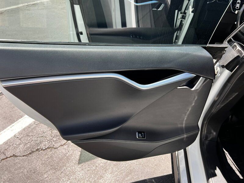 Used 2015 Tesla Model S P85D AWD/4WD image 19