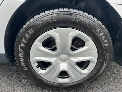 Used 2013 Ford Taurus Police Interceptor AWD w/ Ready For The Road Pkg image 10