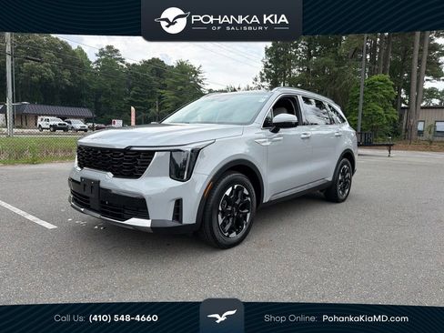 Used 2025 Kia Sorento S w/ Panoramic Sunroof Package FWD image 1