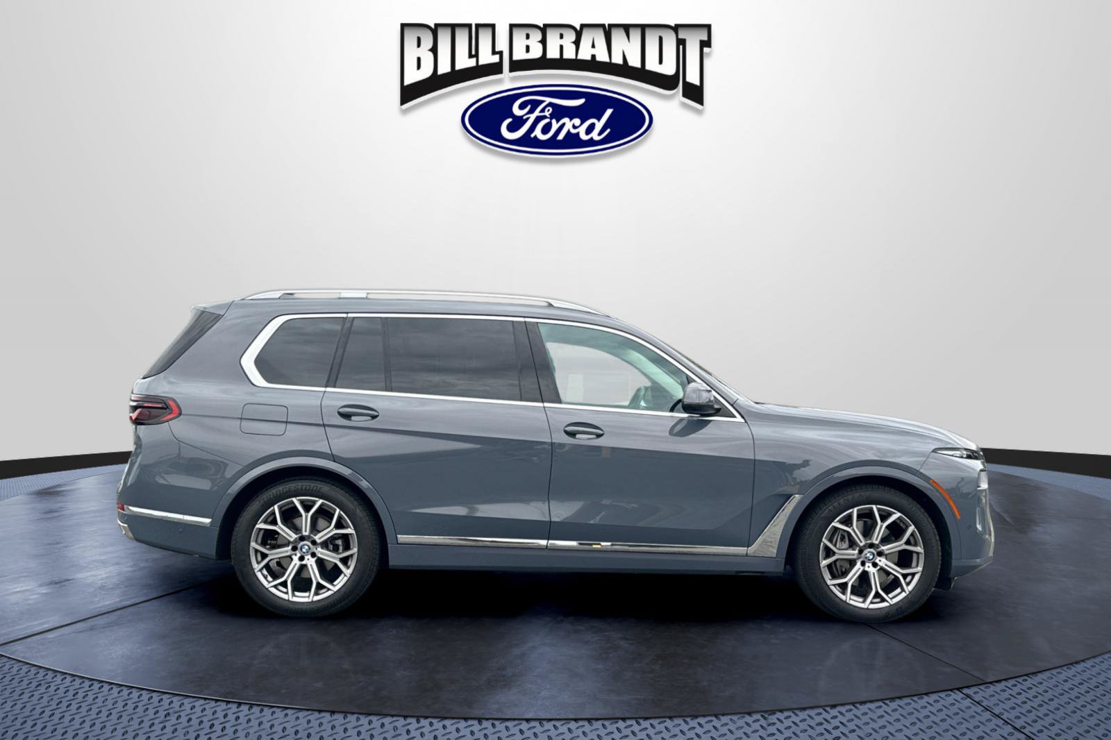 Used 2026 BMW X7 xDrive40i AWD/4WD image 2