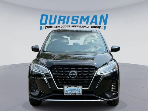 Used 2023 Nissan Kicks S FWD image 7