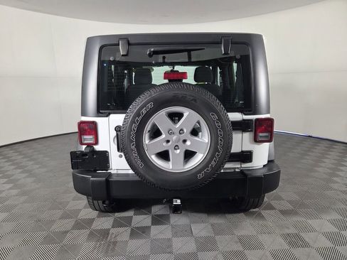 Used 2017 Jeep Wrangler Sport w/ Quick Order Package 24S AWD/4WD image 7