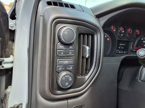 Used 2024 Chevrolet Silverado 1500 Custom Trail Boss image 26