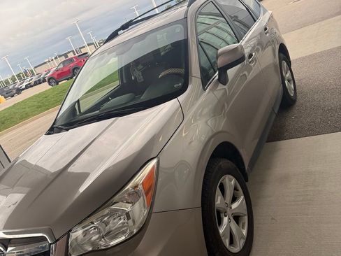 Used 2015 Subaru Forester 2.5i Limited AWD/4WD image 1