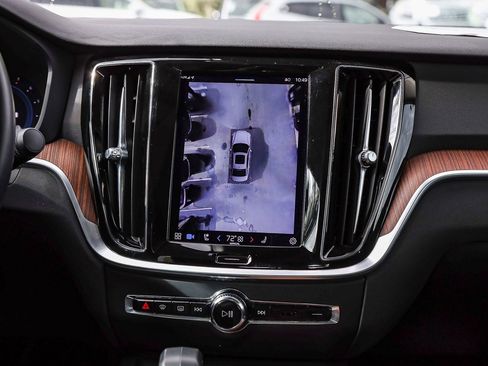 Used 2024 Volvo S60 B5 Plus image 14