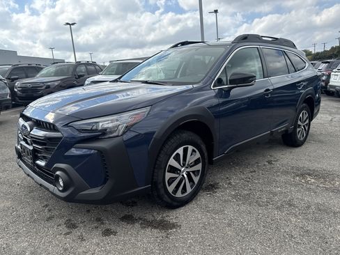 Certified 2024 Subaru Outback Premium image 7