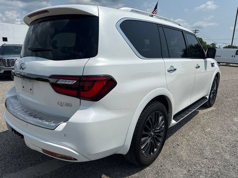Used 2024 INFINITI QX80 Sensory AWD/4WD image 7