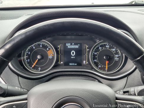 Used 2020 Jeep Cherokee Latitude w/ Cold Weather Group image 18