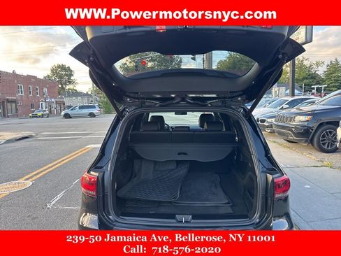 Used 2021 Mercedes-Benz GLB 250 4MATIC w/ Premium Package image 20