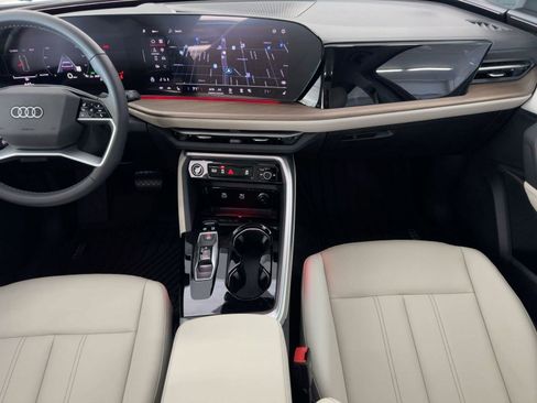 New 2025 Audi Q5 Premium w/ Convenience Package image 17