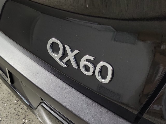 Certified 2024 INFINITI QX60 Pure AWD/4WD image 7